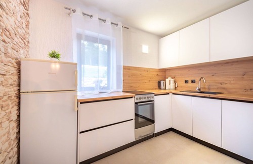 Krivi Put House | Wonderful private villa with pool, WIFI, A/C, TV, terrace, pets allowed, panoramic view and park.