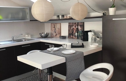 Sestri Levante Apartment | Wonderful studio apartment Baia del Silenzio Box car CIN IT010059C22AZ22EVR