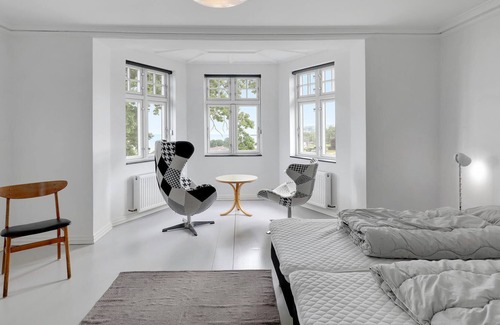Sandkaas Apartment | Wonderful vacation apartment with plenty of space for several generations.