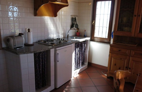 Grazzano Badoglio House | Wonderful villa for 4 guests with pool, WIFI, A/C, TV, terrace and parking