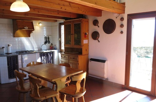 Grazzano Badoglio House | Wonderful villa for 4 guests with pool, WIFI, A/C, TV, terrace and parking