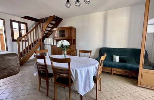 Tharon-Plage House | Wonderful villa for 6 people with WIFI, TV, pets allowed and parking