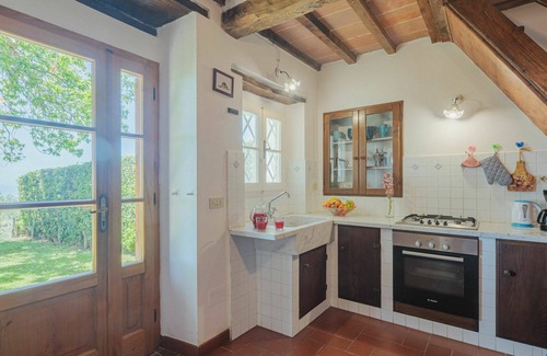 Montignoso House | Wonderful villa for 5 guests with WIFI, TV, patio and panoramic view