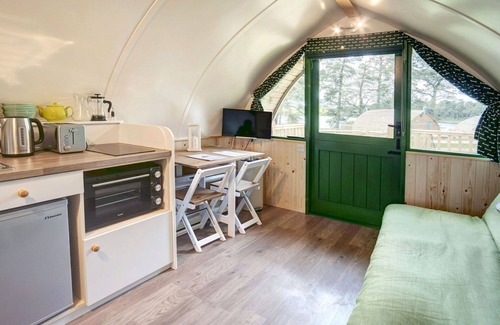 Langley-on-Tyne House | Wonderful villa for 4 people with WIFI, pets allowed and parking