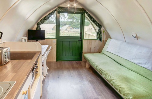 Langley-on-Tyne House | Wonderful villa for 4 people with WIFI, pets allowed and parking