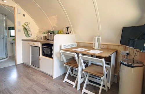 Langley-on-Tyne House | Wonderful villa for 4 people with WIFI, pets allowed and parking