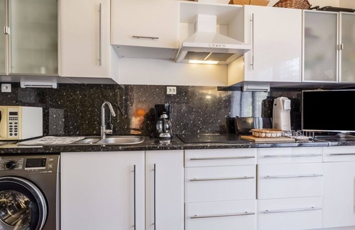 Le Mitan House | Wonderful villa for 5 guests with WIFI, A/C, pool, TV and terrace
