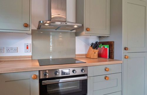 Cornwall House | Wonderful villa for 5 guests with WIFI, pets allowed and parking