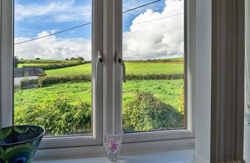 Cornwall House | Wonderful villa for 5 guests with WIFI, pets allowed and parking