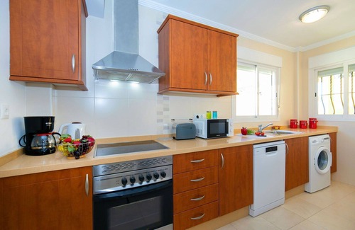 Jalon House | Wonderful villa for 6 guests with WIFI, pool, A/C, TV, terrace and parking