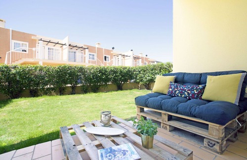Pera House | Wonderful villa for 6 people with pool, A/C, WIFI, TV and terrace