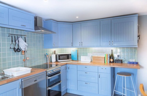 Stoke Rivers House | Wonderful villa for 5 people with WIFI, TV, pets allowed and parking