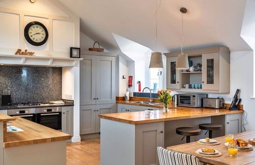 Ruan High Lanes House | Wonderful villa for 8 guests with WIFI, terrace and parking