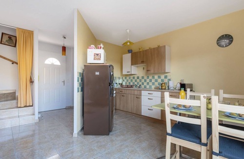 Aigues-Mortes House | Wonderful villa for 4 guests with WIFI, A/C, TV, terrace and parking