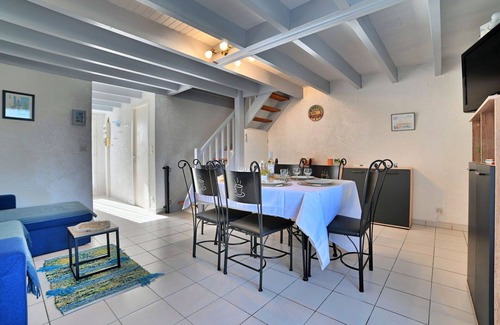 La Remigeasse House | Wonderful villa for 5 people with WIFI, TV, terrace and pets allowed