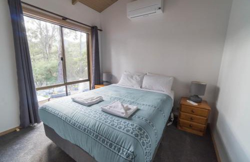 Halls Gap House | Wonderland Cottages