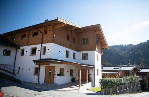 Going am Wilden Kaiser Apartment | Wood Apartments by Trendlbrugger