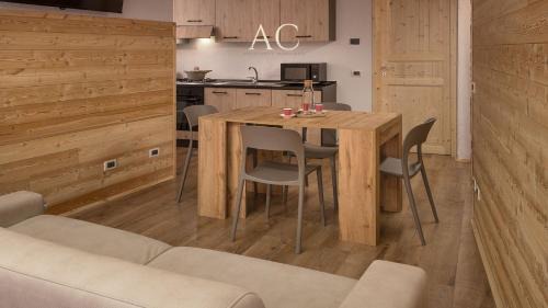 Vione Apartment | Wood harmony