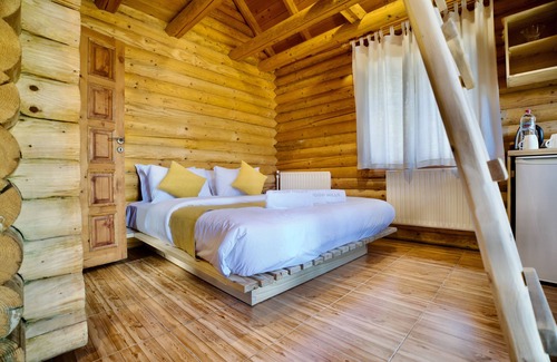 Mayrouba Hotel | Wood Hills Hotel & Resort