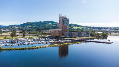 Brumunddal Hotel | Wood Hotel by Frich's