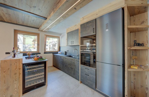 San Rocco Apartment | Wood House Livigno Ski in - Ski out 10m, Livigno, Italy