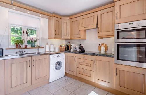 Ipswich House | Wood Lodge