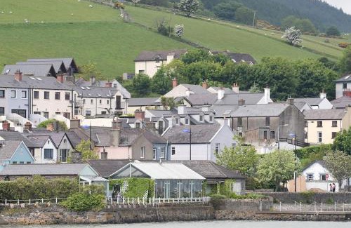 Carlingford House | Wood Quay - A truly unique, seafront experience!