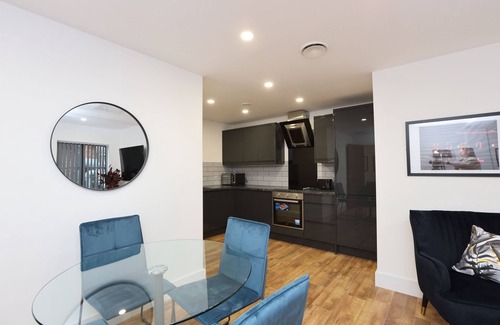RopeWalks Apartment | Wood Street Apartments