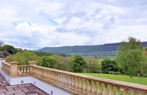 Coed-Y-Paen Cottage | WOODBANK, family friendly, luxury holiday cottage in Llanhennock