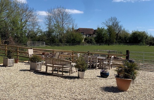 Wickhamford Cottage | Woodcut Cottage, Free WiFi, Rural Location