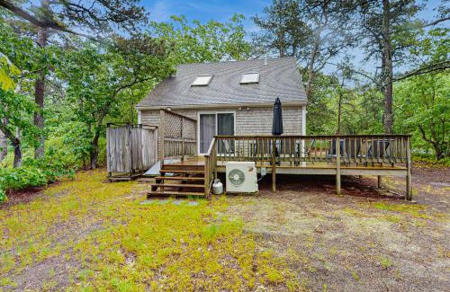 Edgartown House | Wooded Oasis