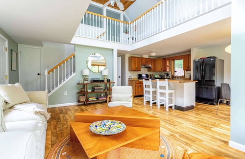 Town of Olive House | Wooded Way: Forest Views—Scenic Days—Starry Skies