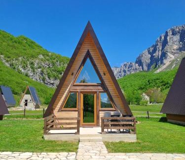 Savnik House | Wooden cottages KONAK