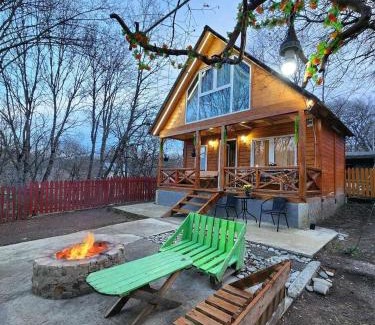 Mtskheta Apartment | Wooden House Kopiti