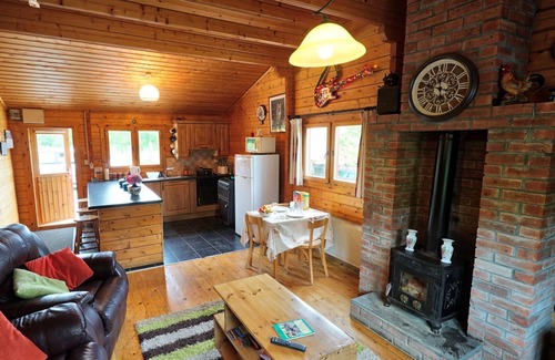 Clarinbridge House | Wooden log cabin entirely place