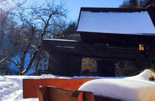 Vransko House | Wooden love nest