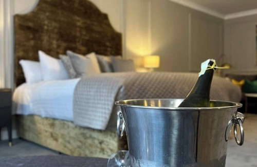 Carlow Hotel | Woodford Dolmen Hotel