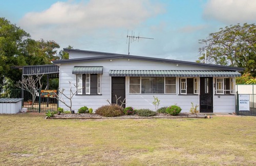 Woodgate House | Woodgate Beach Shack @ 10 Fifth Avenue WOODGATE