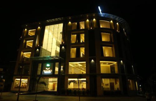 Kozhikode Hotel | Woodies Bleisure Hotel