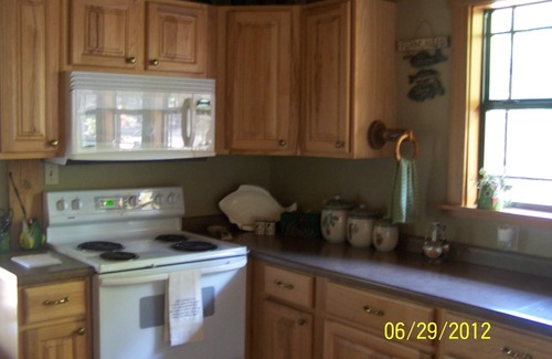 Murfreesboro House | Woodland Cabin Getaway