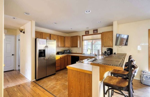 Zigzag House | Woodland Cabin Hot Tub Dogs Welcome