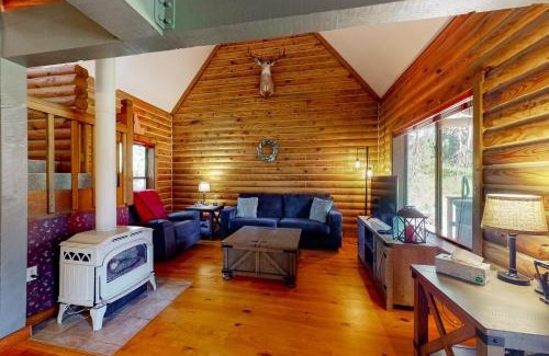 New Meadows House | Woodland Chalet