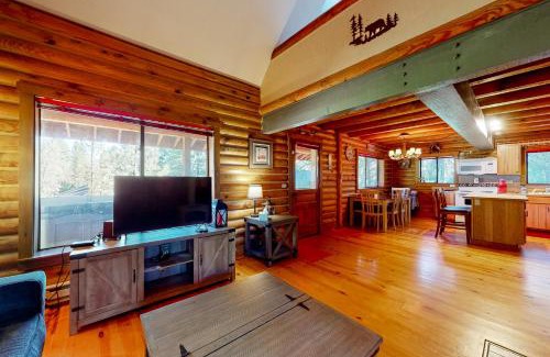 New Meadows House | Woodland Chalet