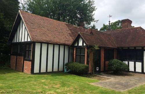Hever Cottage | Woodland Cottage