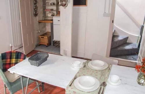 Little Malvern Cottage | Woodland Cottage