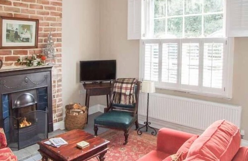 Little Malvern Cottage | Woodland Cottage
