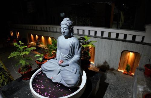 Vizianagaram Hotel | Woodland Hotel