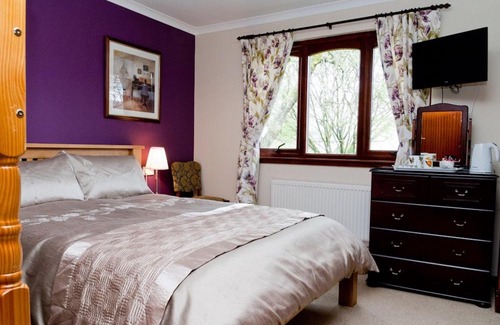 Torlundy Bed & Breakfast | Woodland House