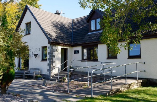 Torlundy Bed & Breakfast | Woodland House