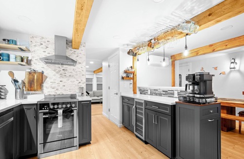 Barkhamsted House | Woodland Retreat 4-Bedroom with Hot Tub, Fire Pit, and Woodstove